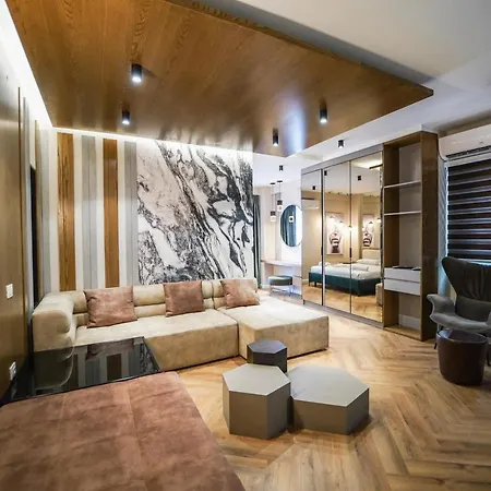 Haris Luxury No.4 티라나