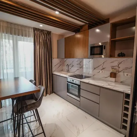 Haris Luxury No.4 *